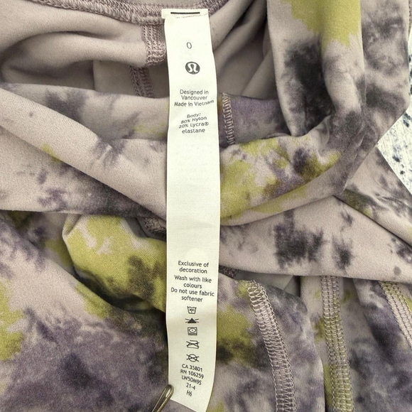 Lululemon Align HR Radial in Tie Dye Mauve Grey - Size 0 - Picture 5 of 6